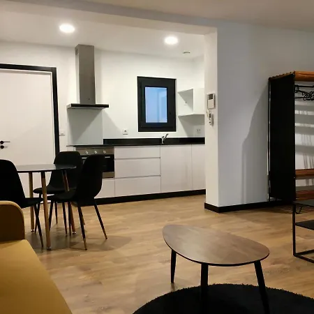 Loft De Diseno Con Balcon דירה *